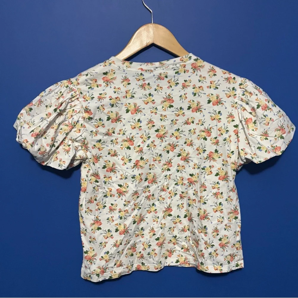 {Zara} Floral Puff Sleeve Top women's size M